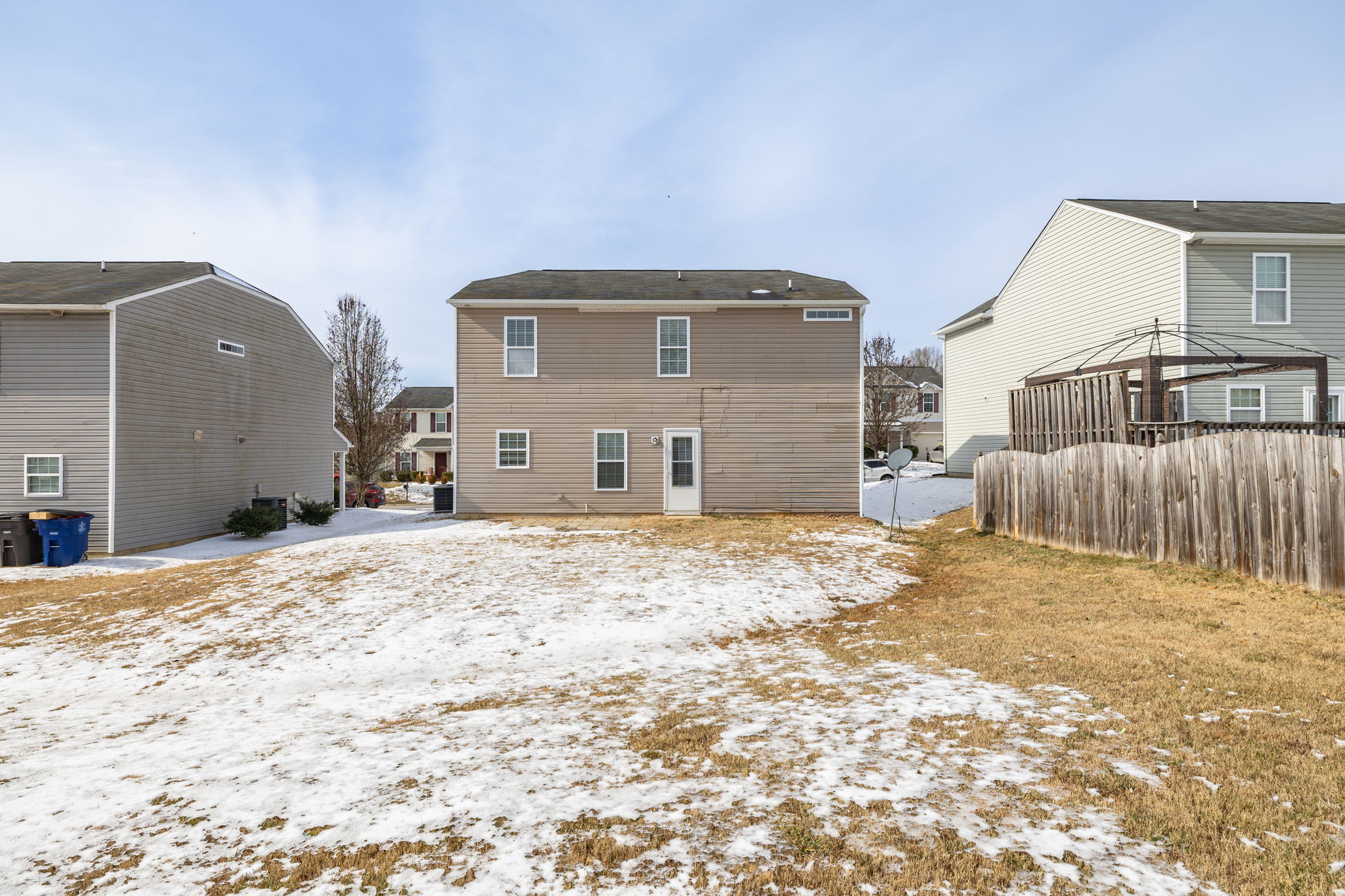 3155 Bushfield Dr-31