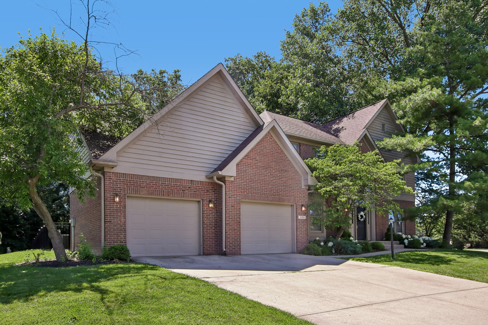 3155 Jason St-S2406-003.jpg