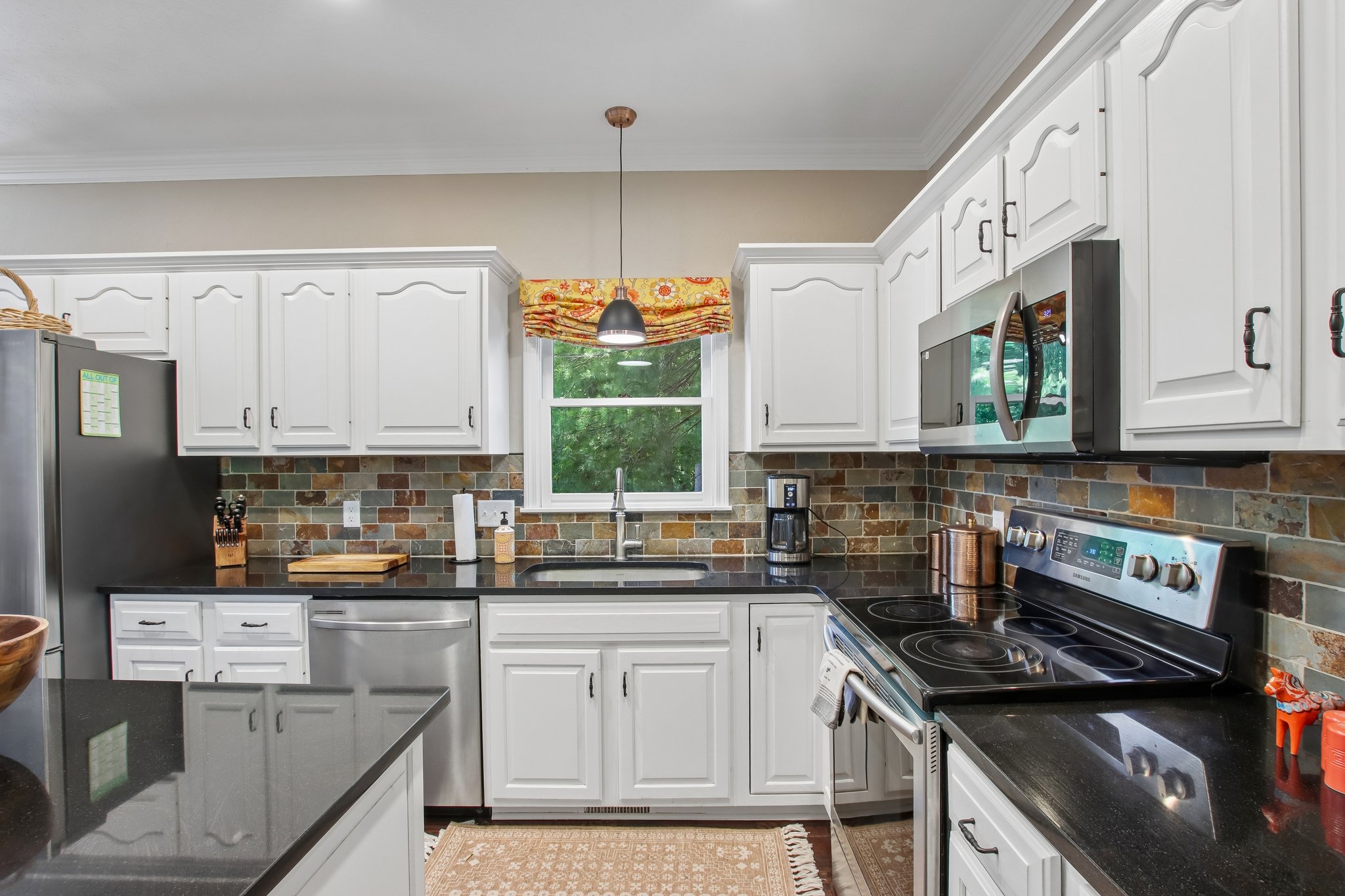 3155 Jason St-S2406-018.jpg