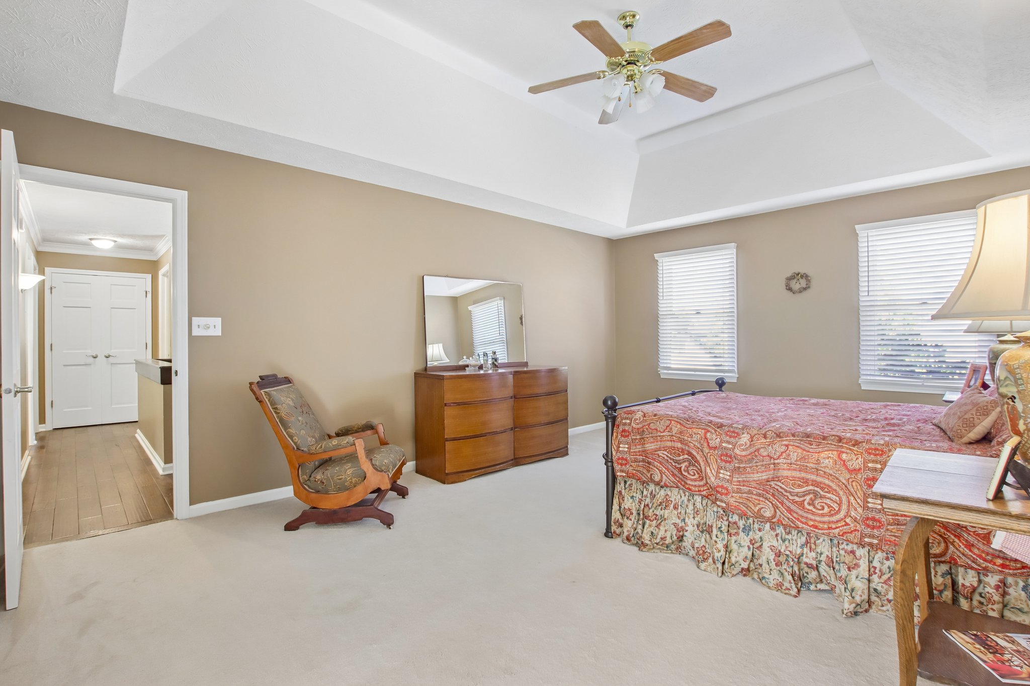 3155 Jason St-S2406-026.jpg
