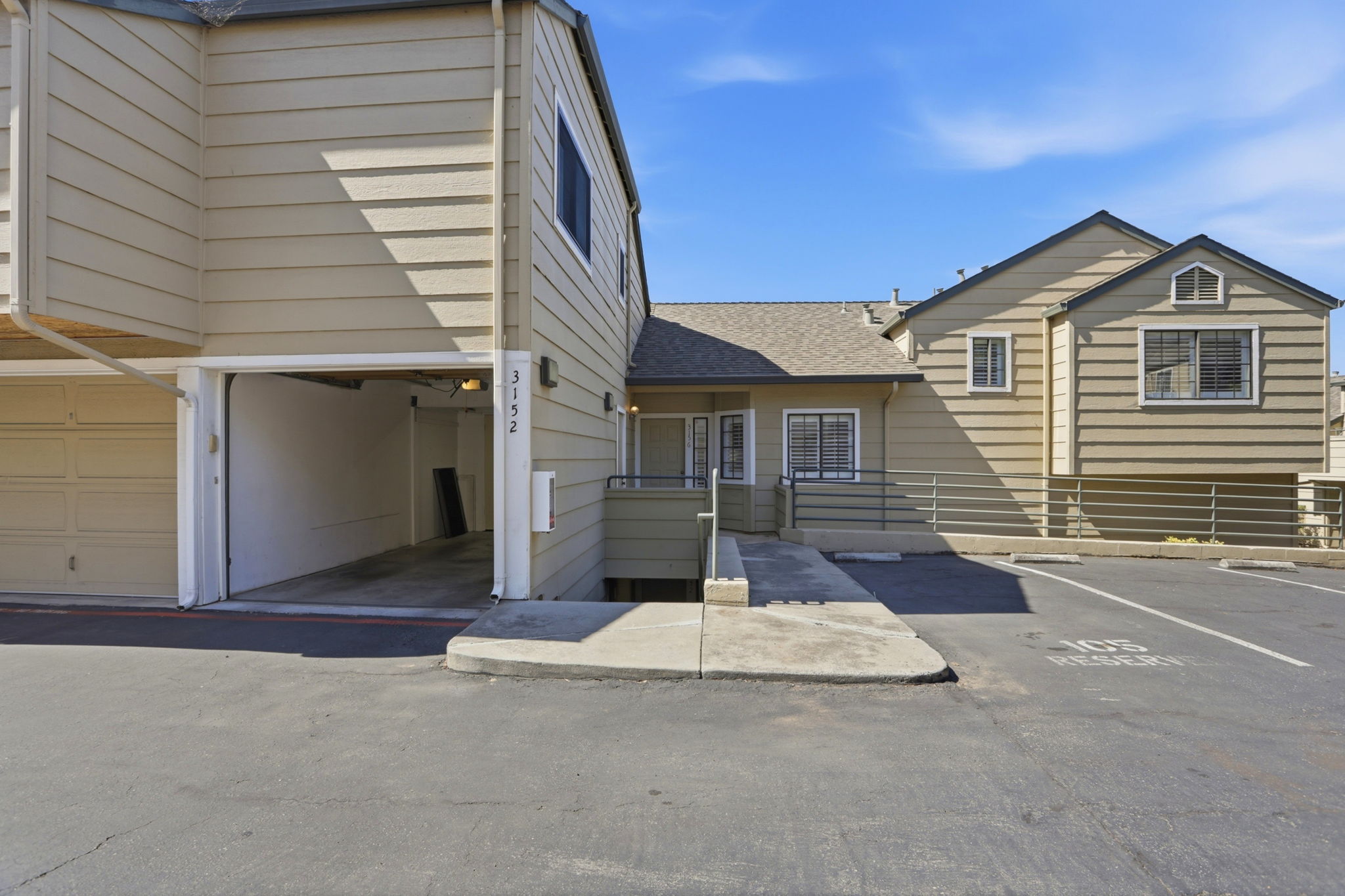035_F8_3156 Heather Ridge Dr