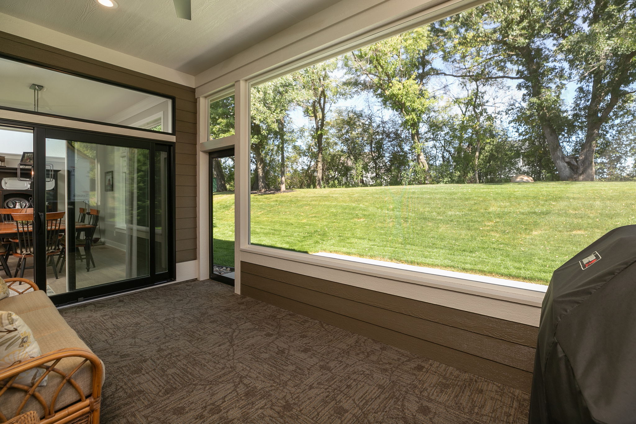 13-Screened Porch