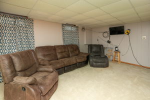 28-Family Room