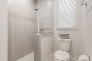  Photo 46