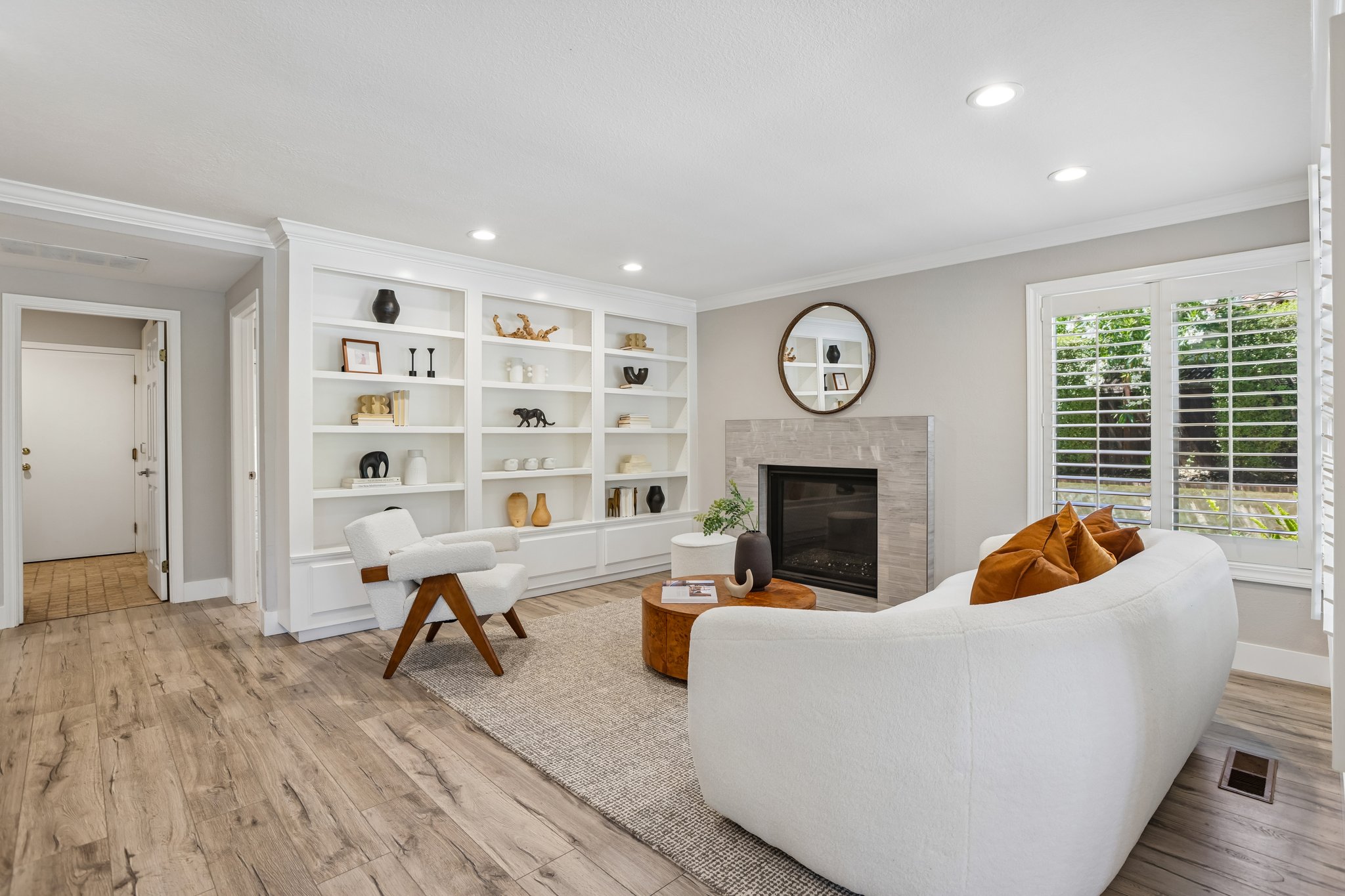 Live Oak Dr-S2507-012.jpg