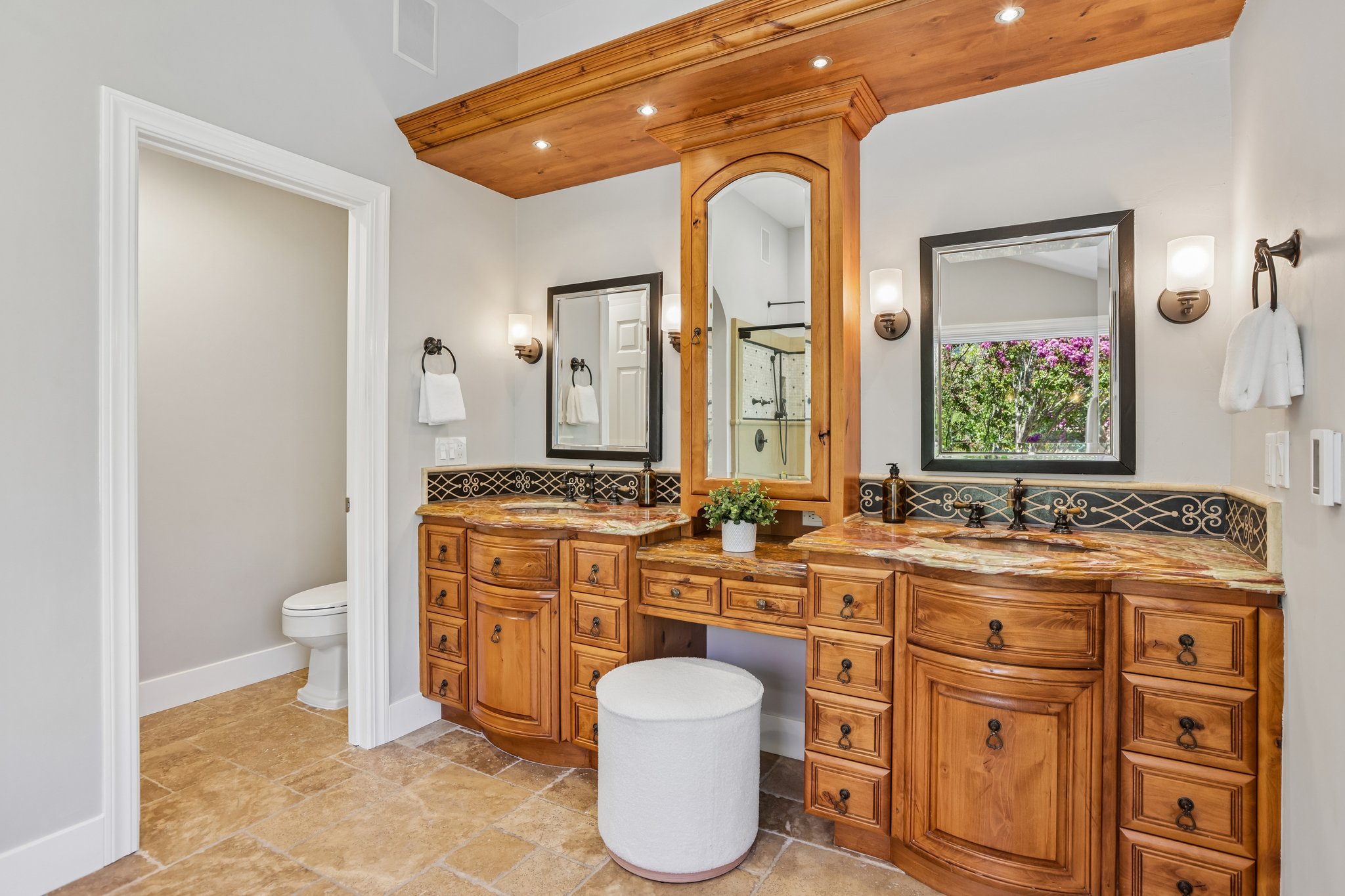 Live Oak Dr-S2507-028.jpg