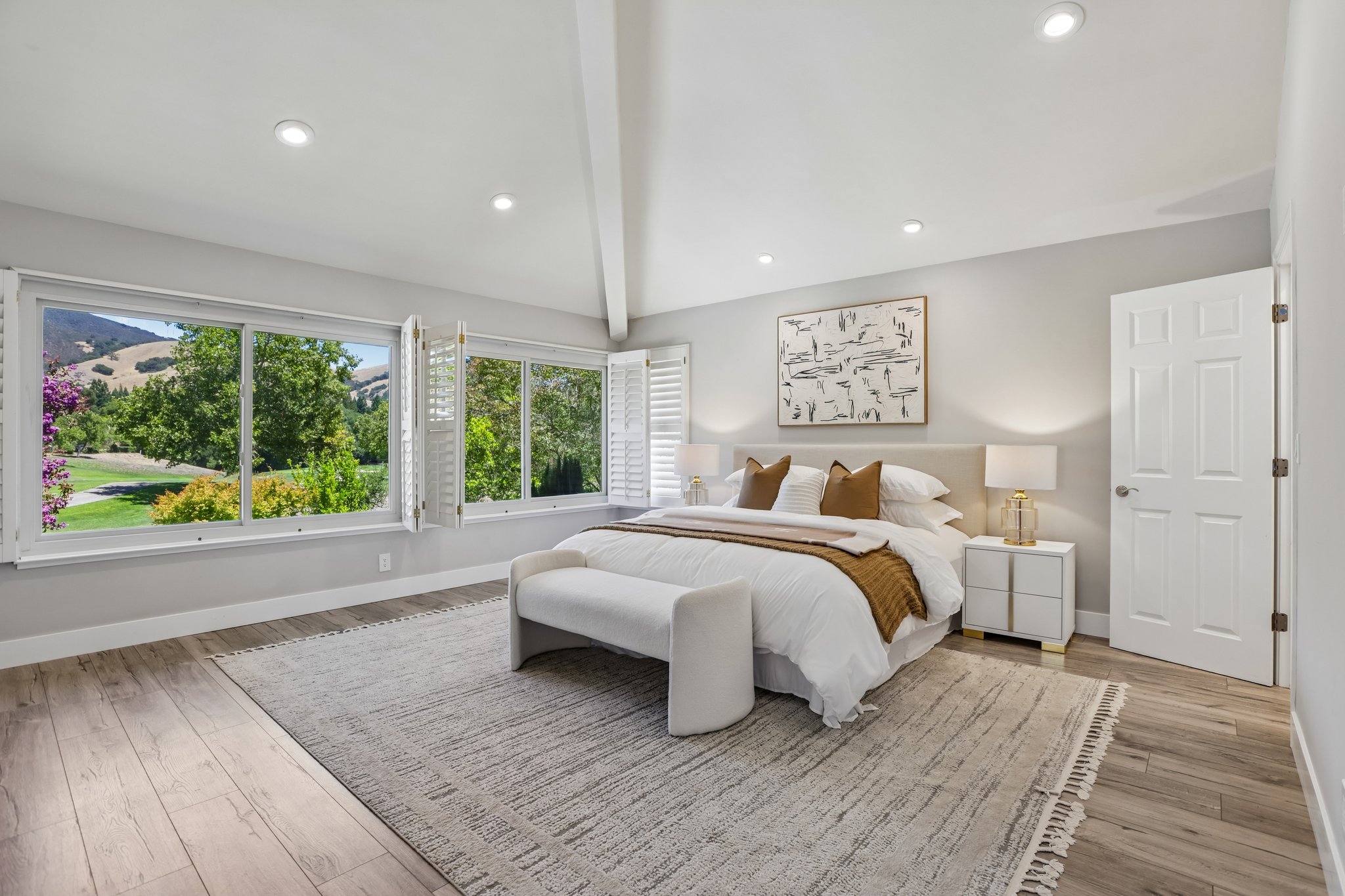 Live Oak Dr-S2507-035.jpg