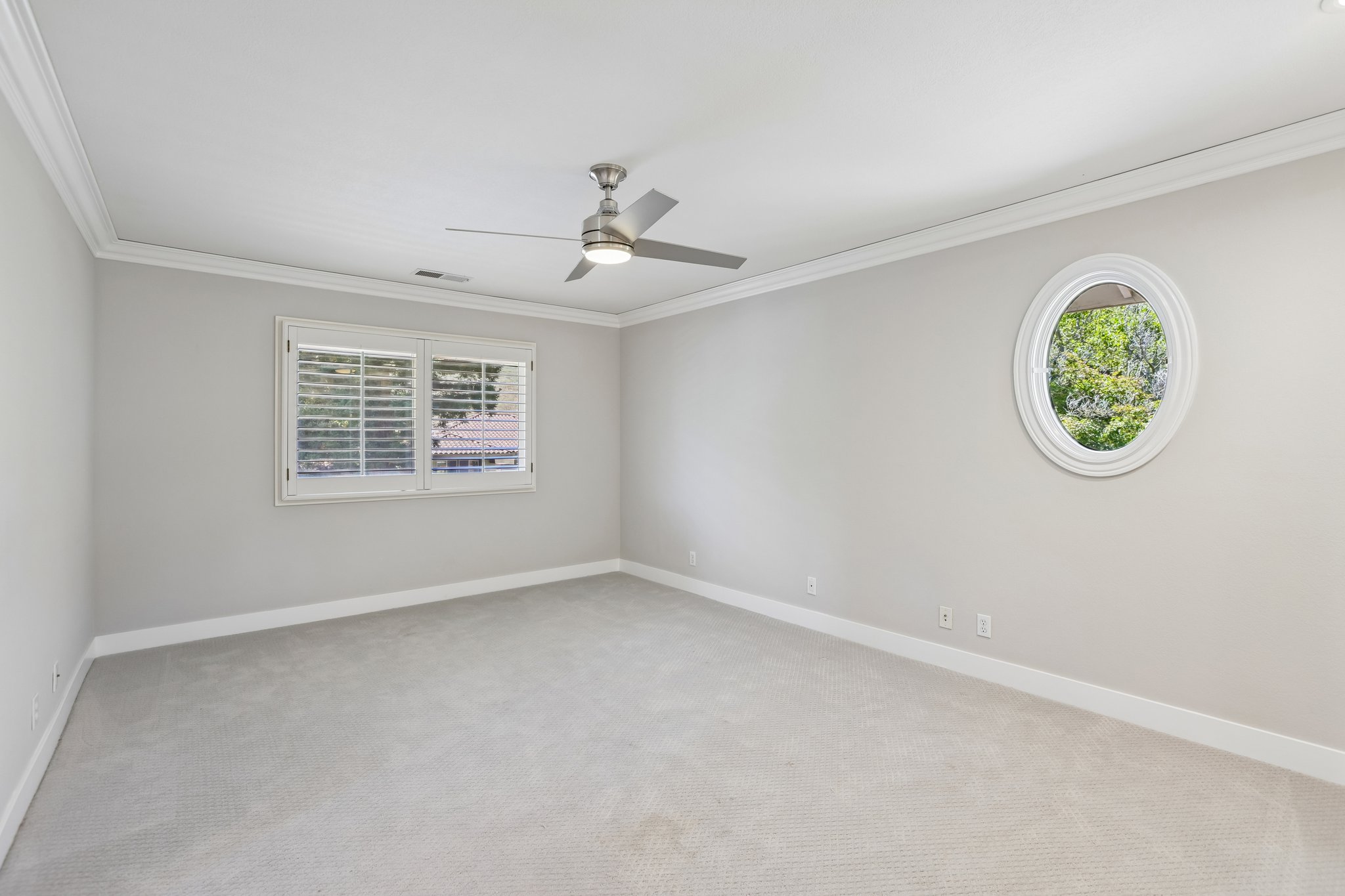 Live Oak Dr-S2507-043.jpg