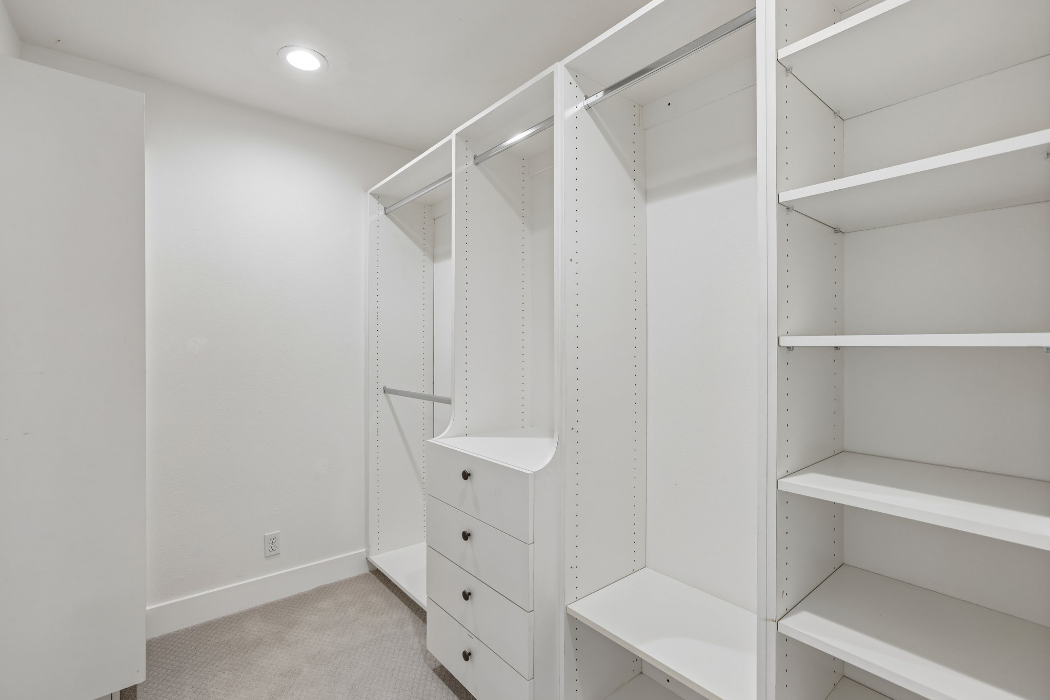 Live Oak Dr-S2507-046.jpg