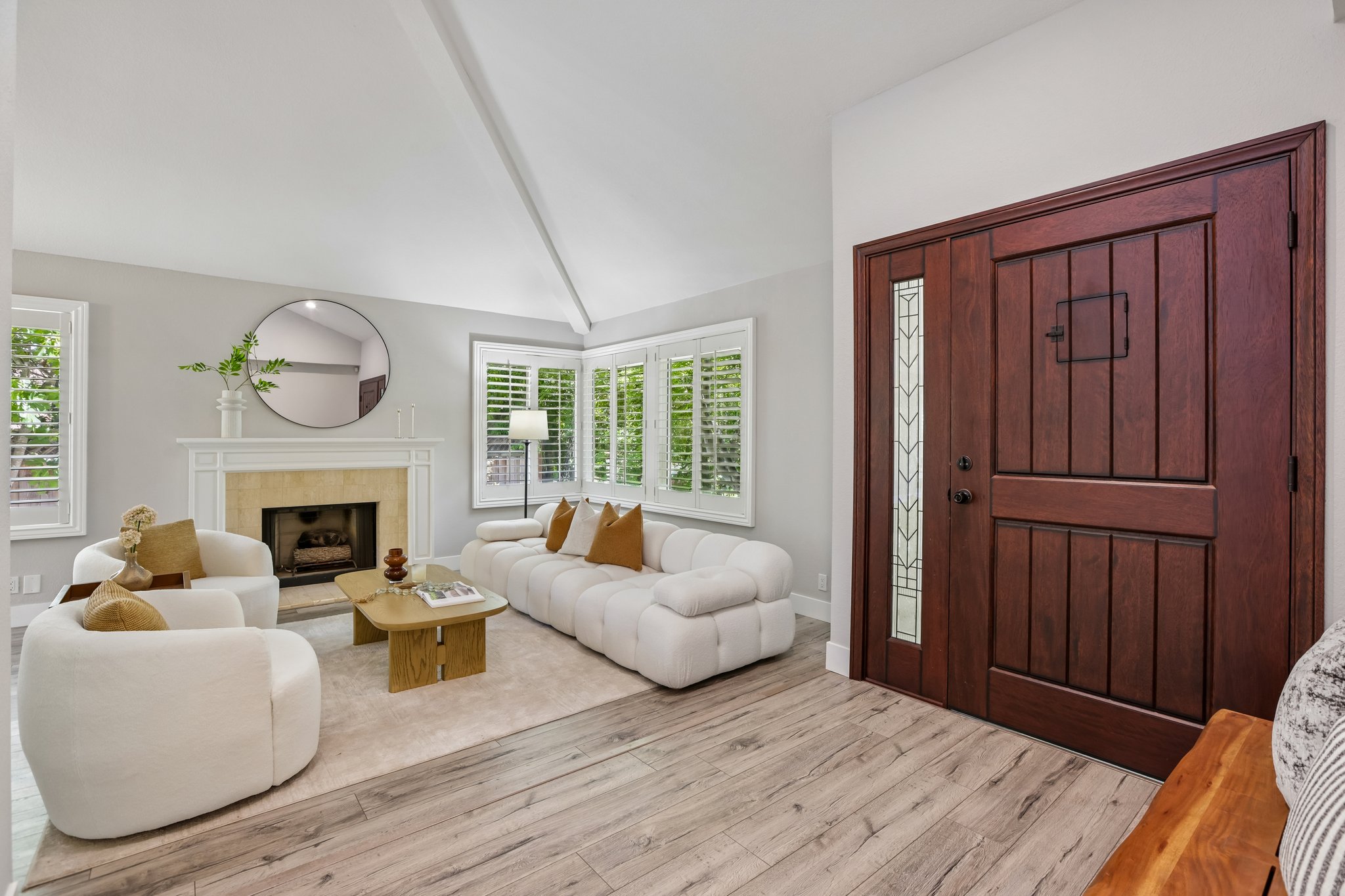 Live Oak Dr-S2507-055.jpg