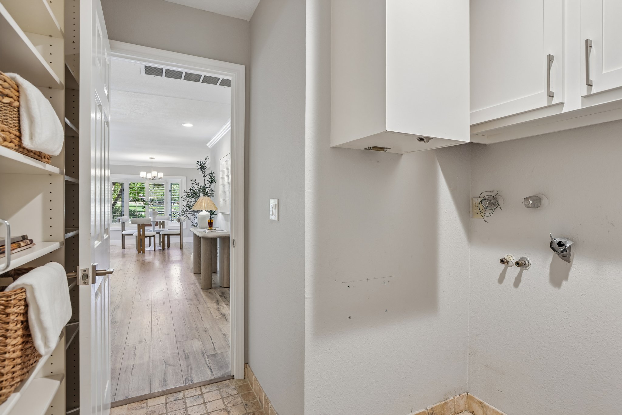 Live Oak Dr-S2507-068.jpg