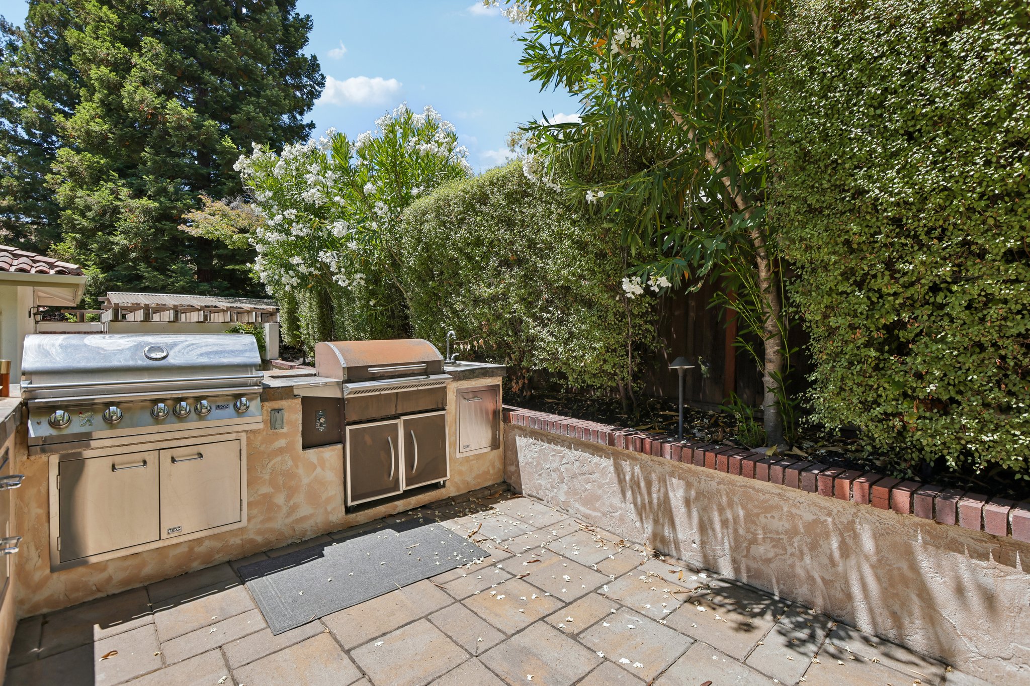 Live Oak Dr-S2507-079.jpg