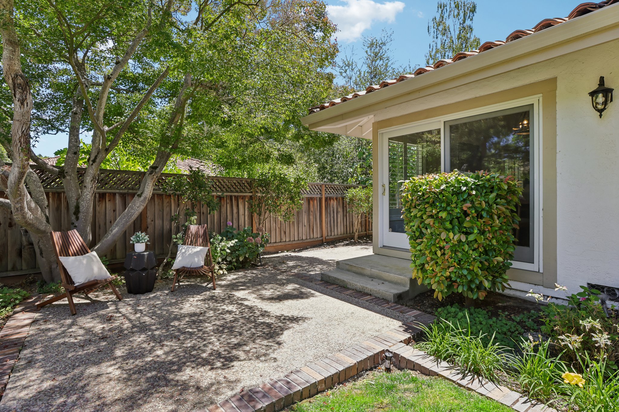 Live Oak Dr-S2507-086.jpg