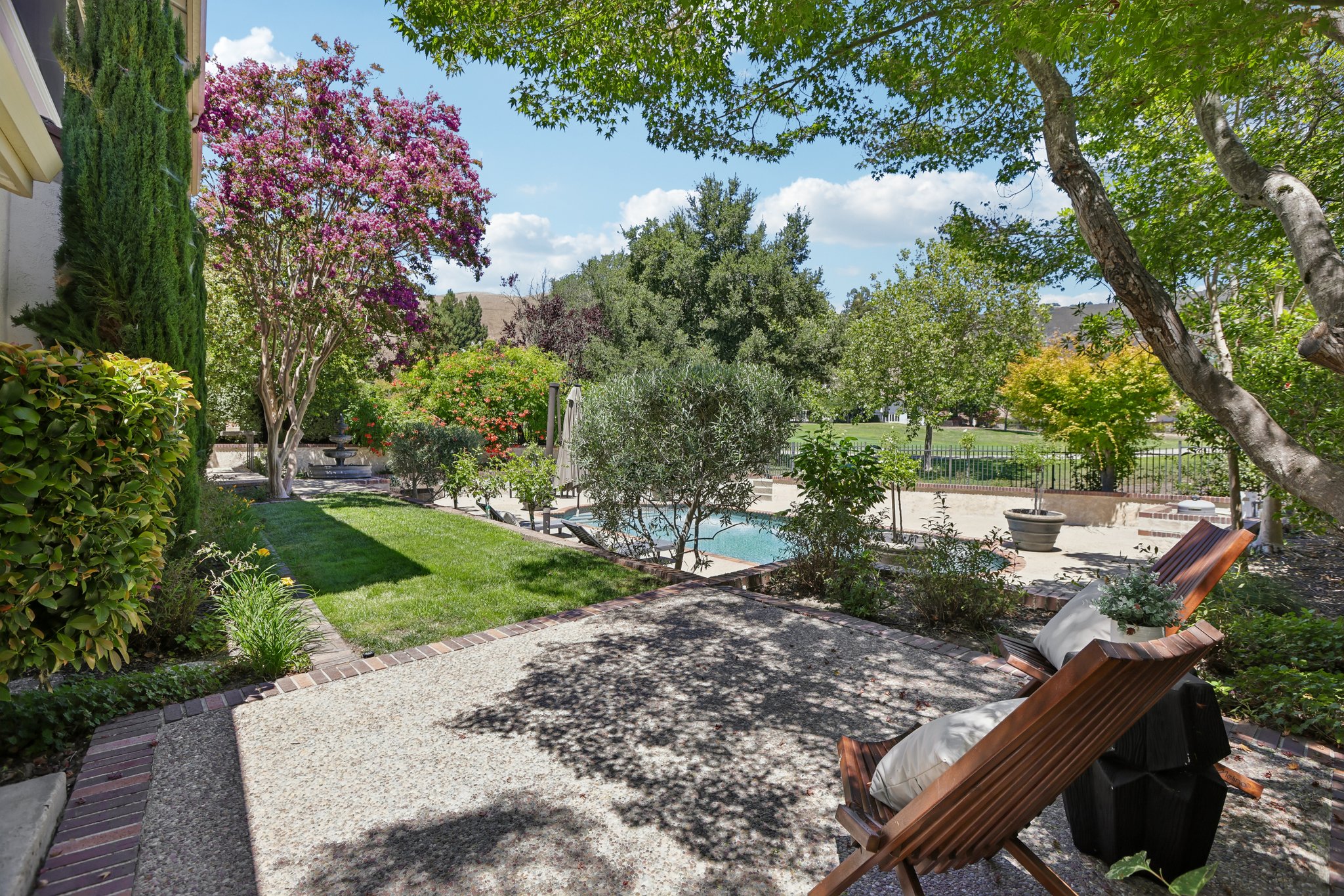 Live Oak Dr-S2507-089.jpg