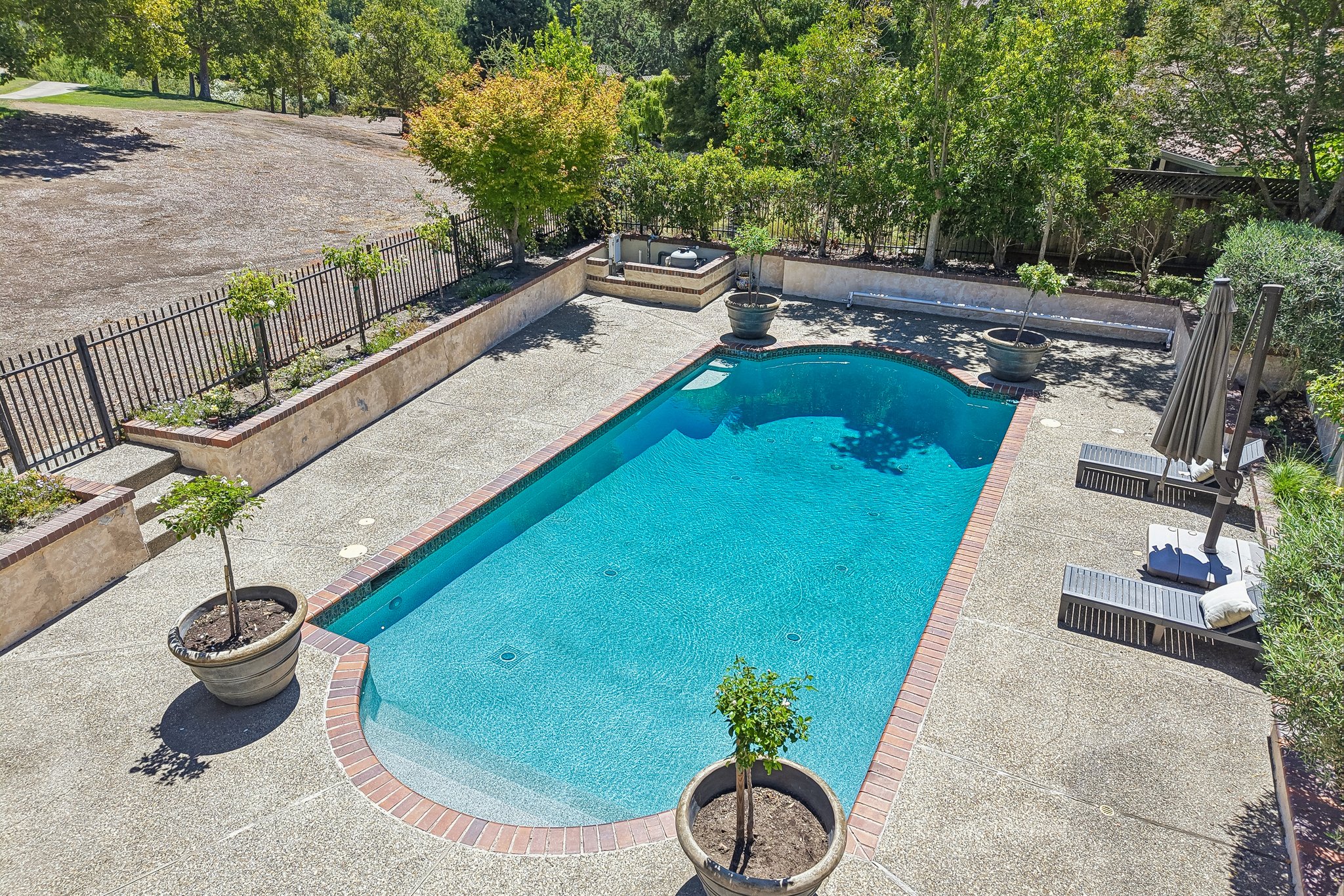 Live Oak Dr-S2507-107.jpg
