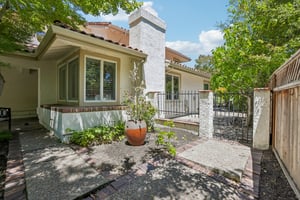 Live Oak Dr-S2507-008.jpg