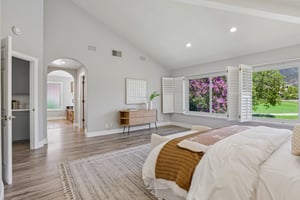 Live Oak Dr-S2507-036.jpg
