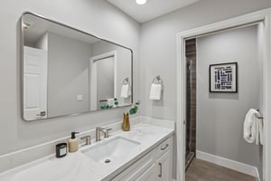 Live Oak Dr-S2507-063.jpg