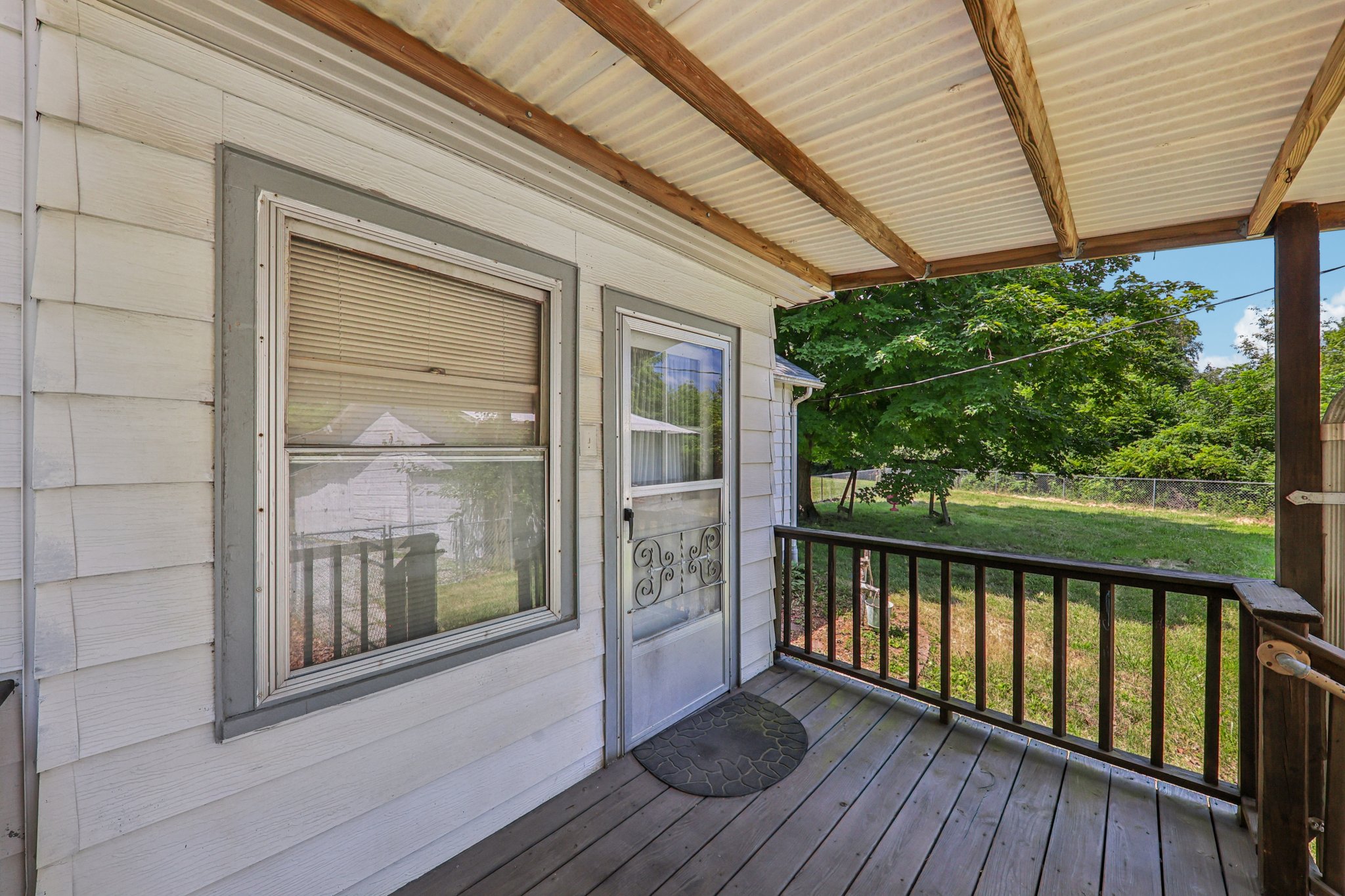 316 Mill Ln-S2607-007.jpg