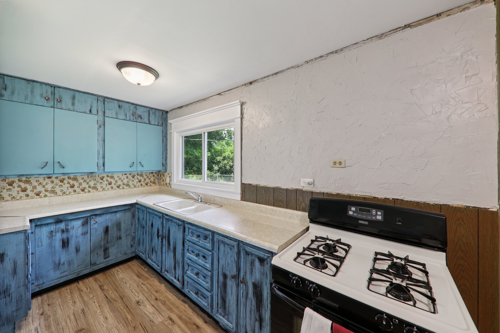316 Mill Ln-S2607-020.jpg