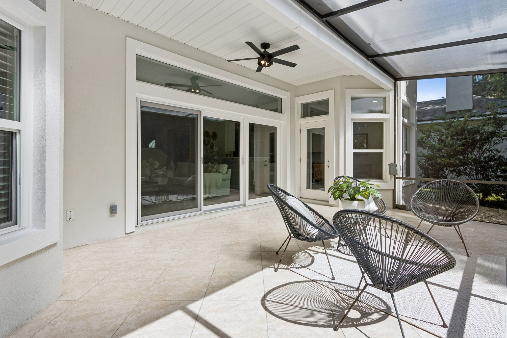 Screened-in Porch