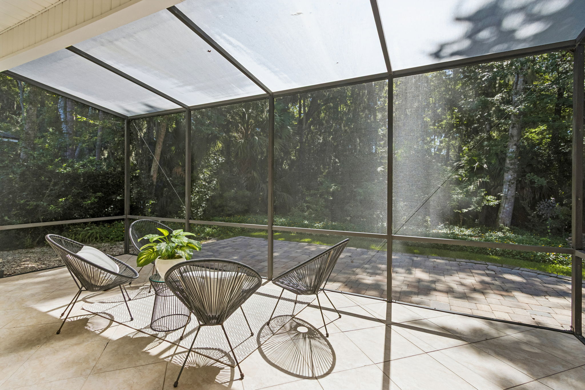Screened-in Porch