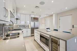 Park Ave 2-S2401-009.jpg