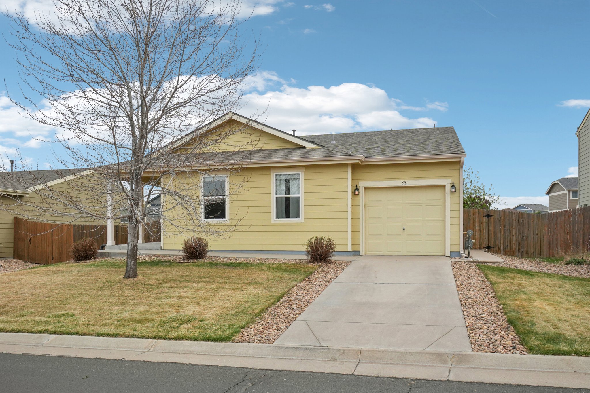 Shenandoah Way-S0104-002.jpg