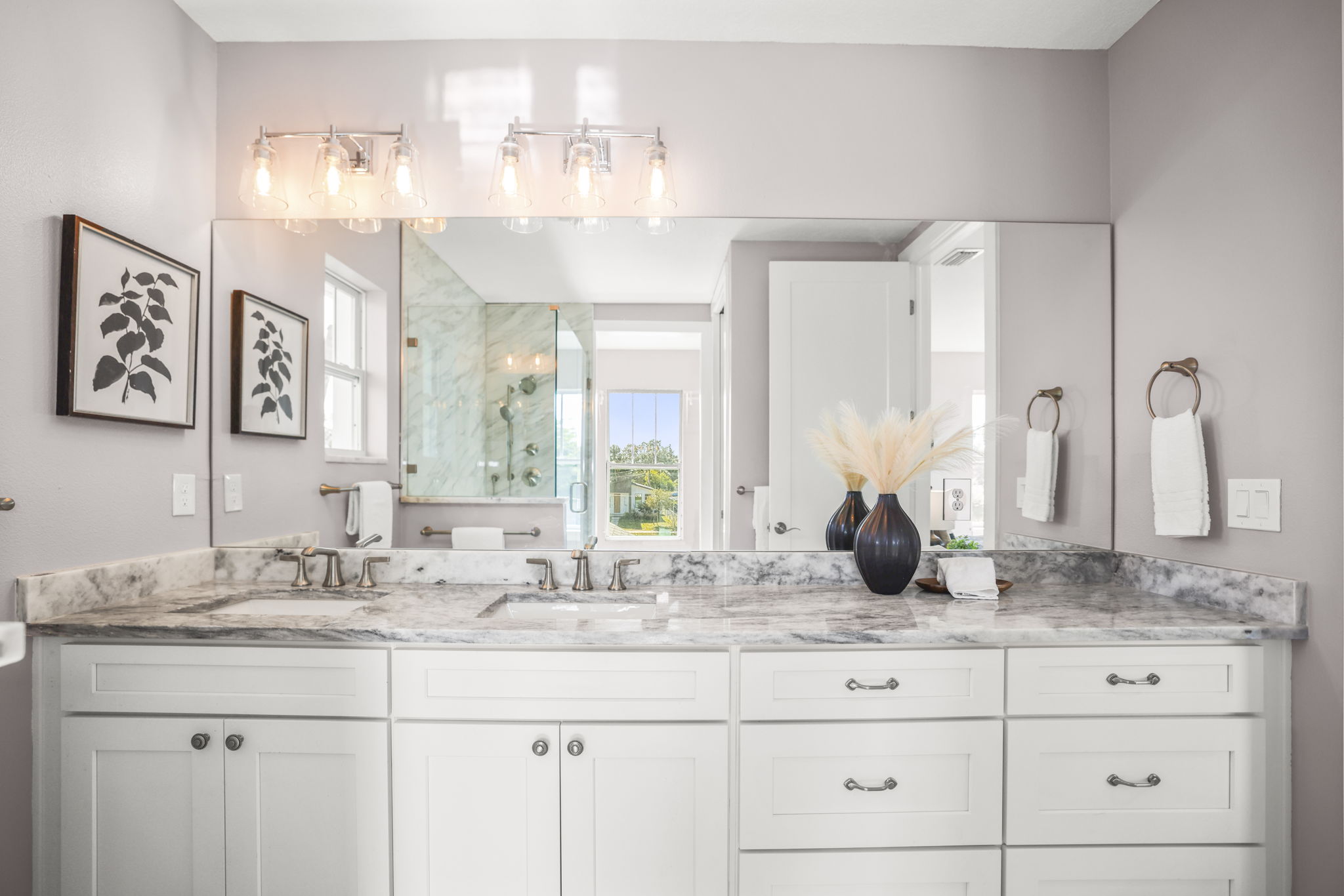 Bathroom 1 - 495A5452