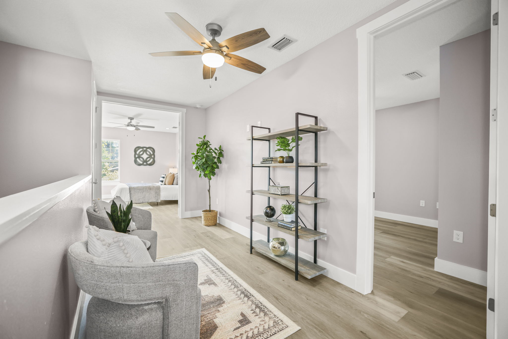 Hallway 2nd Floor - 495A5465