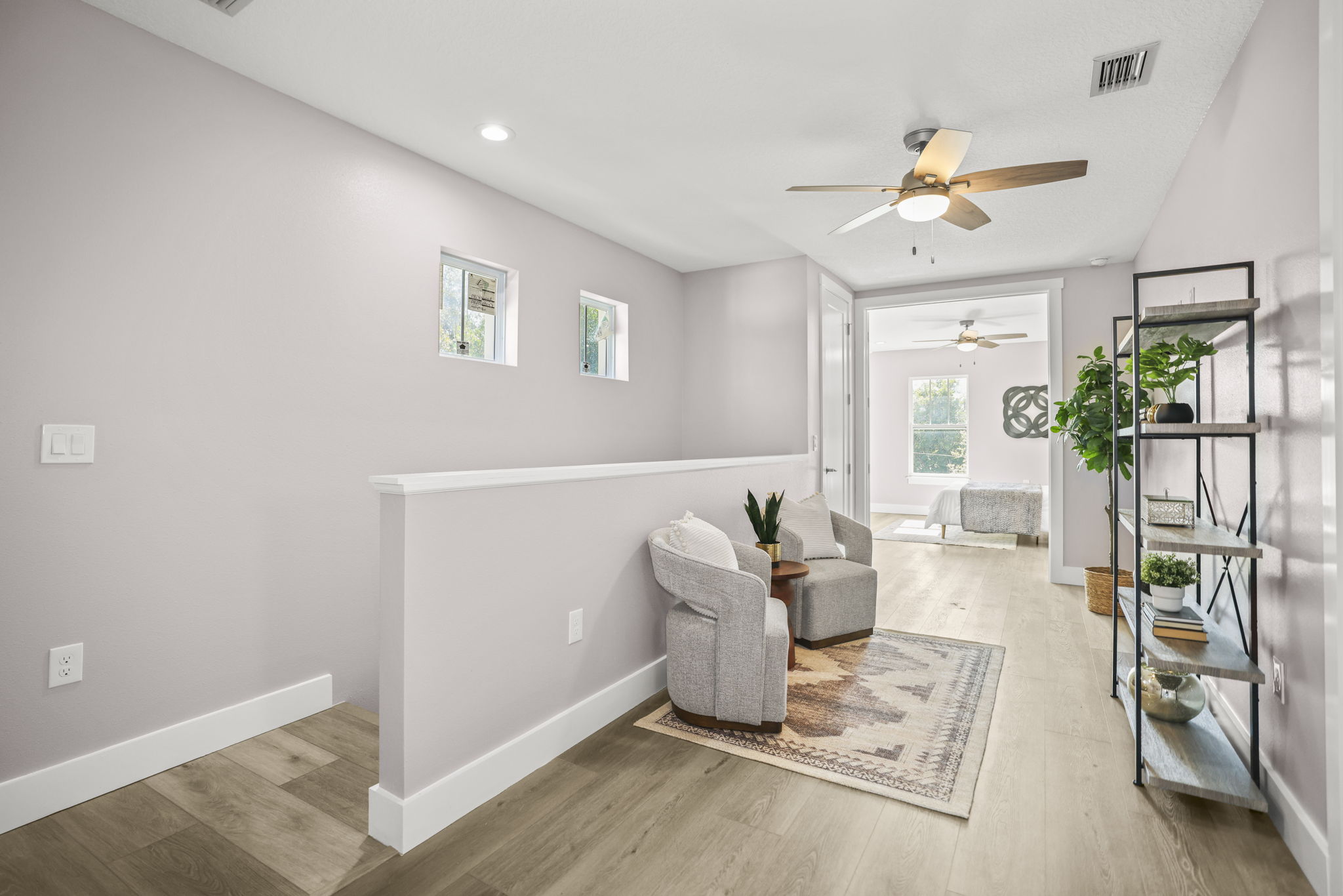 Hallway 2nd Floor - 495A5469