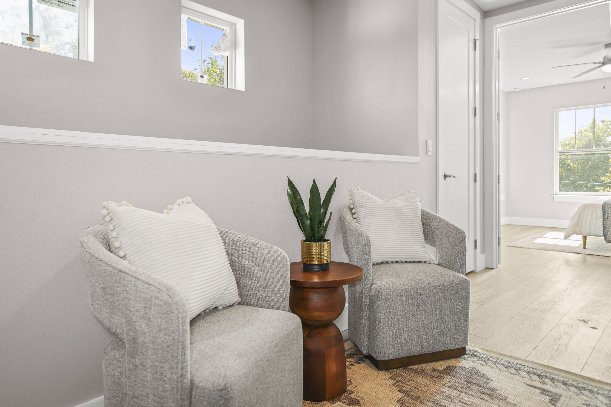 Hallway 2nd Floor - 495A5478