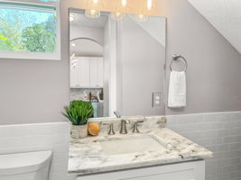 Bathroom 3 - IMG_1486