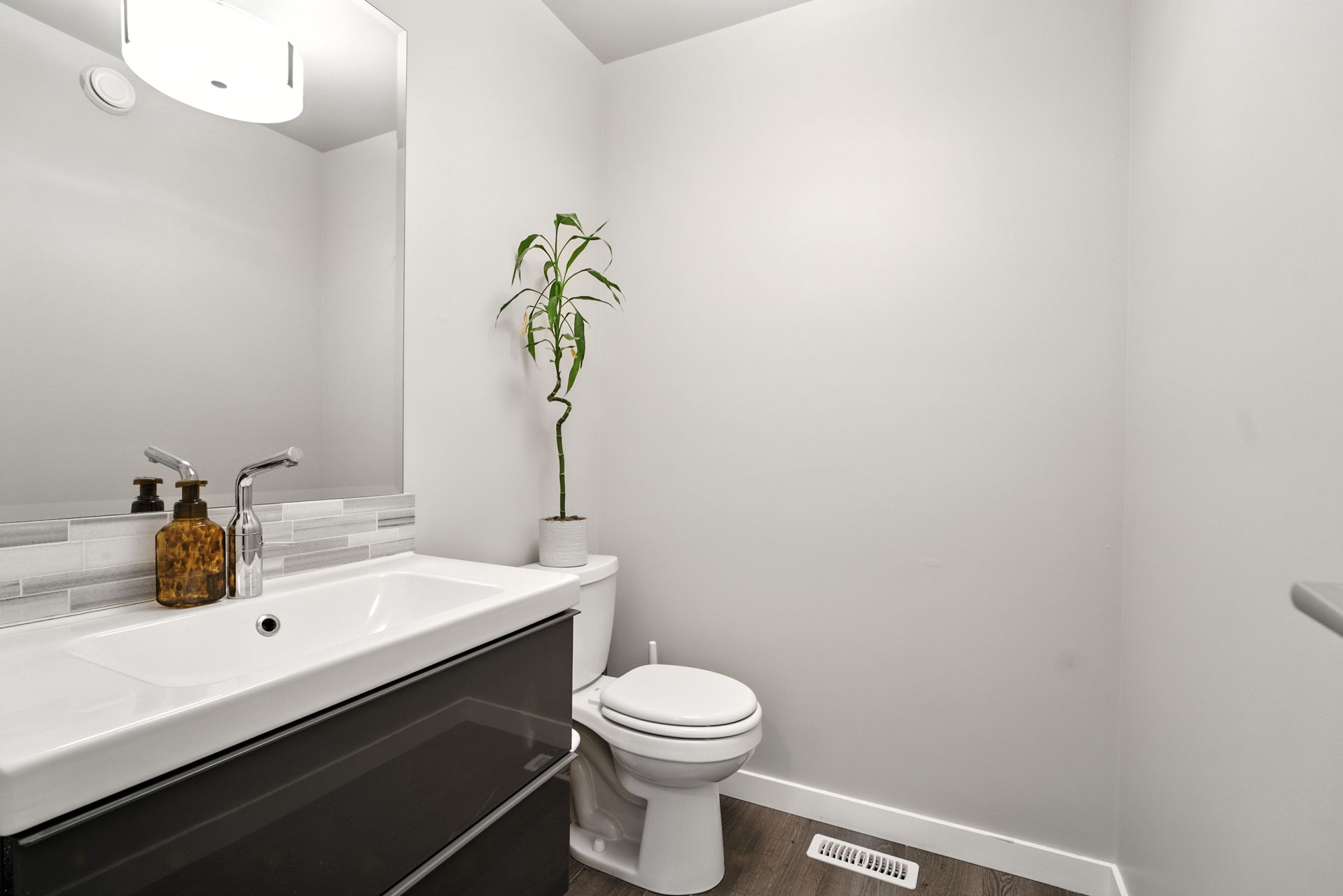3161 MClocklin-QuikSell-13