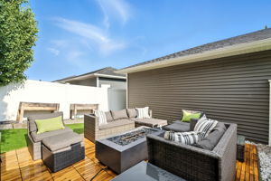 3161 MClocklin-QuikSell-30