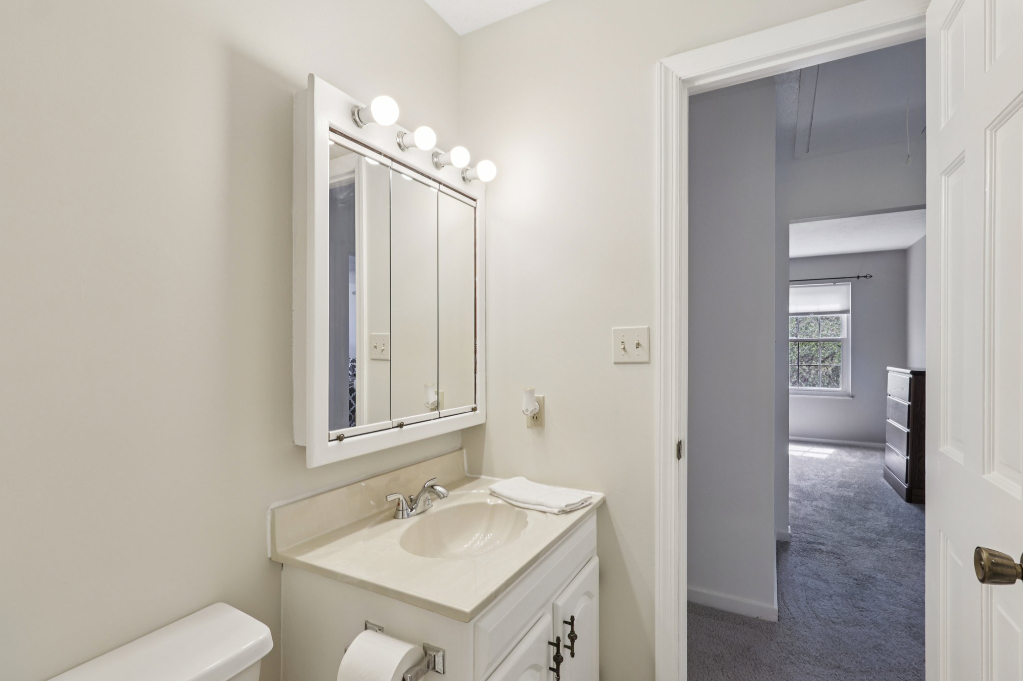 Mohawk Dr-S1404-041.jpg