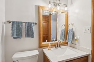 Mohawk Dr-S1404-025.jpg