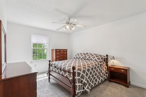 Mohawk Dr-S1404-032.jpg