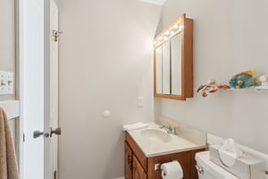 Mohawk Dr-S1404-044.jpg