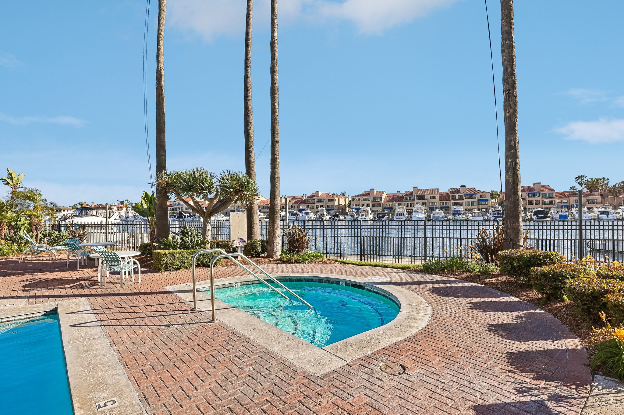 Portofino Cir-2904-917.jpg