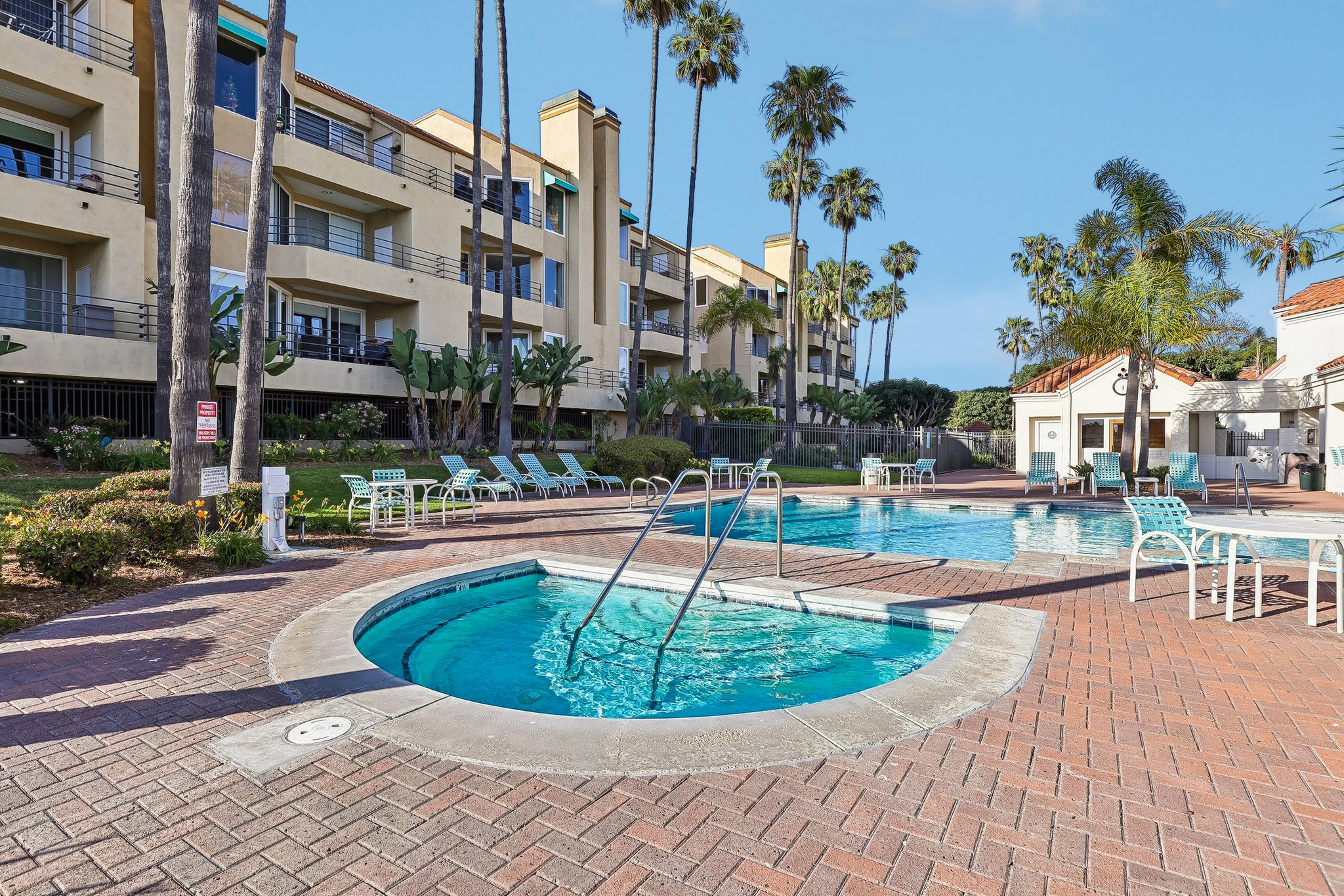Portofino Cir-2904-918.jpg