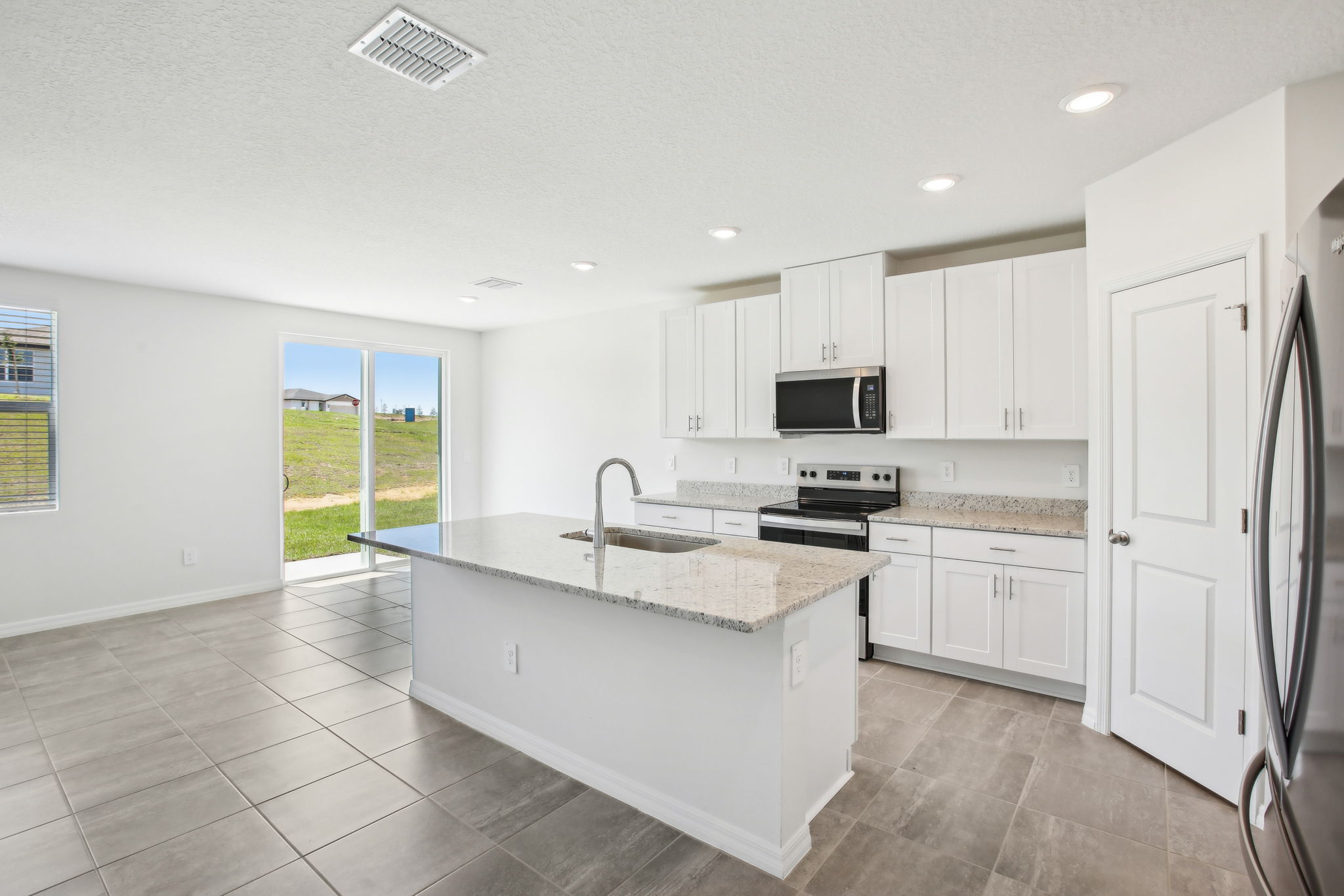 Tampa Division - Benton Hills - Lot 0155 - 31610 Malbec Drive, Brooksville, FL 34602-12