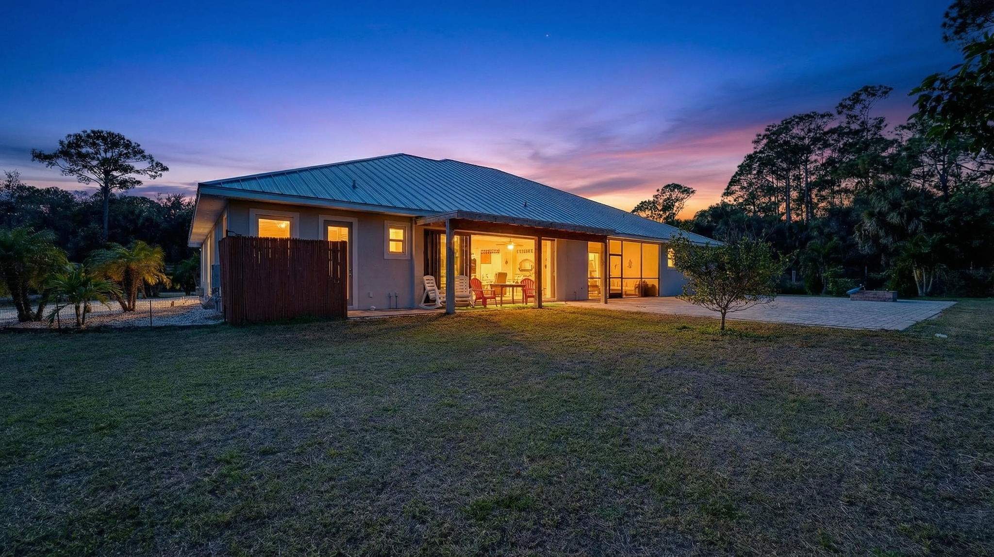 Backyard - Virtual Twilight