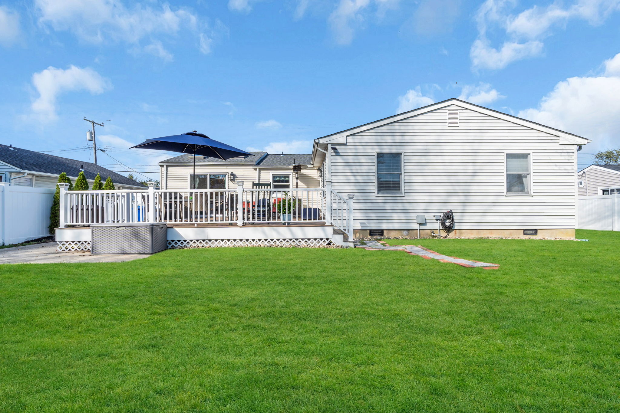  Photo 36