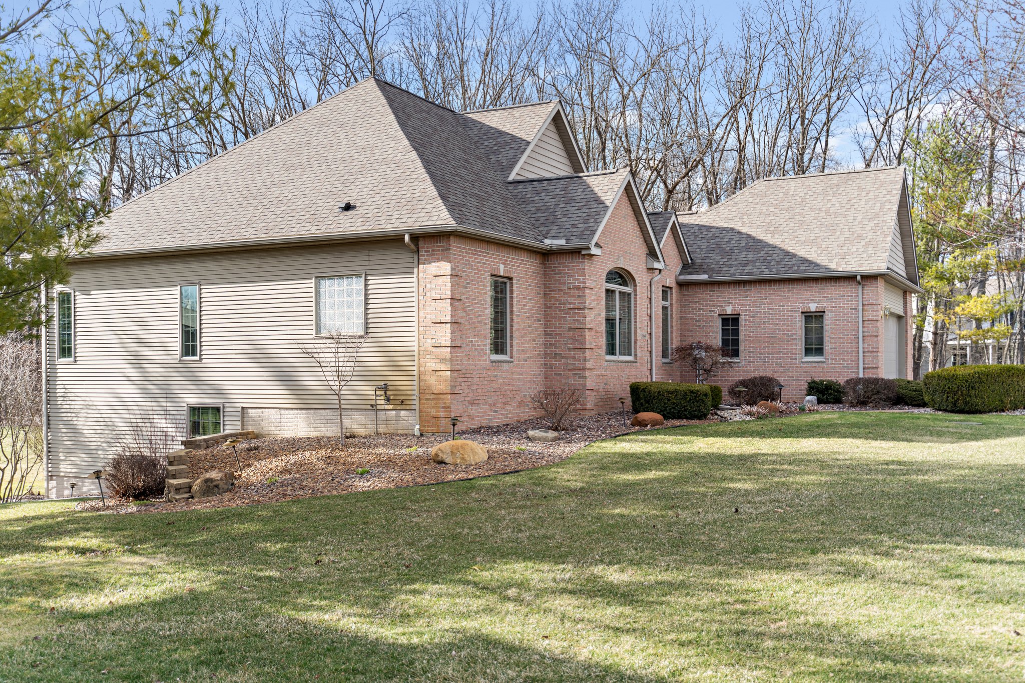 3164 Windmill Dr, Adrian, MI 49221, USA Photo 88