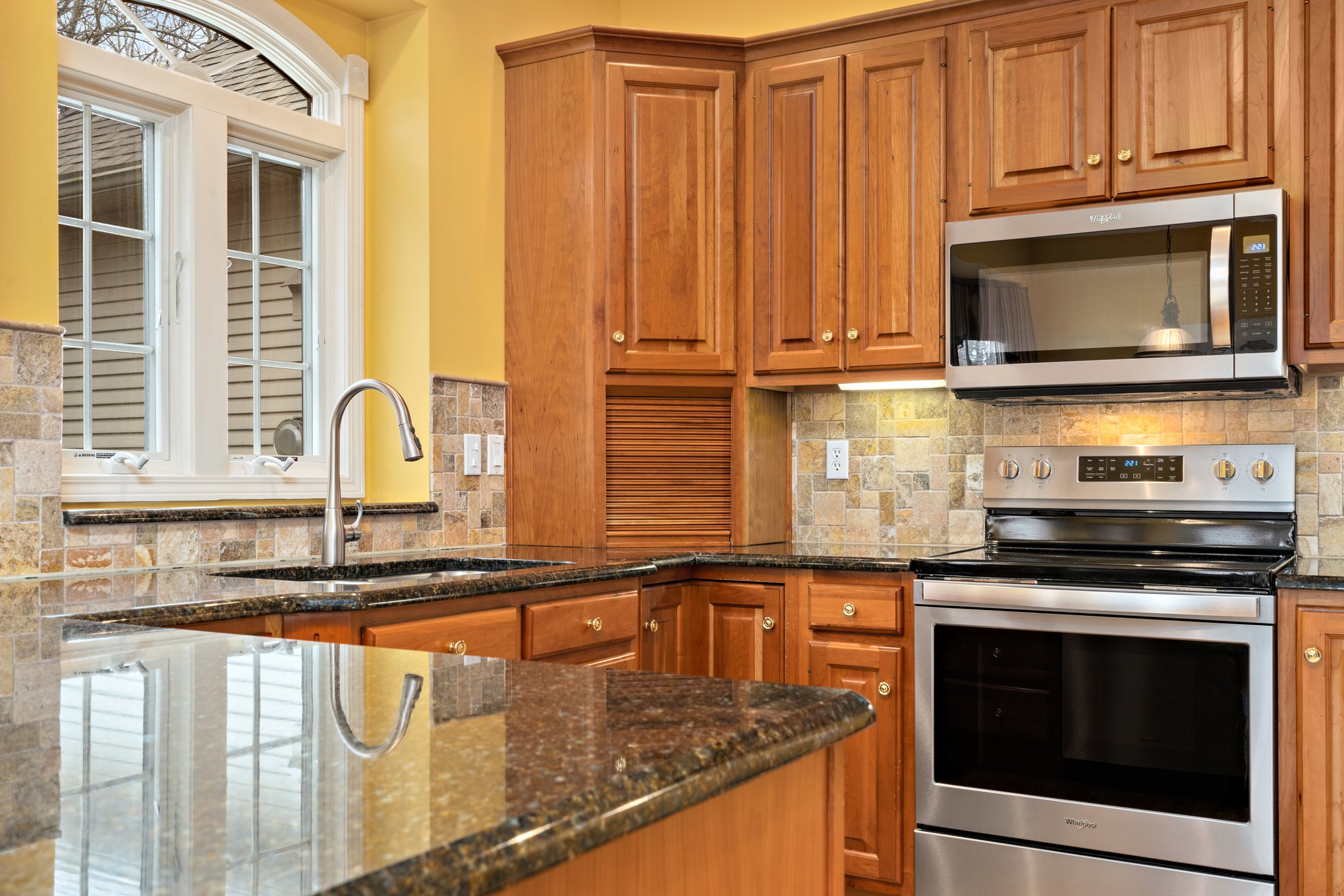 3164 Windmill Dr, Adrian, MI 49221, USA Photo 11