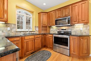 3164 Windmill Dr, Adrian, MI 49221, USA Photo 9