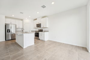 Tampa Division - Benton Hills - 31643 Wild Grape Ln, Brooksville, FL 34602 - 010