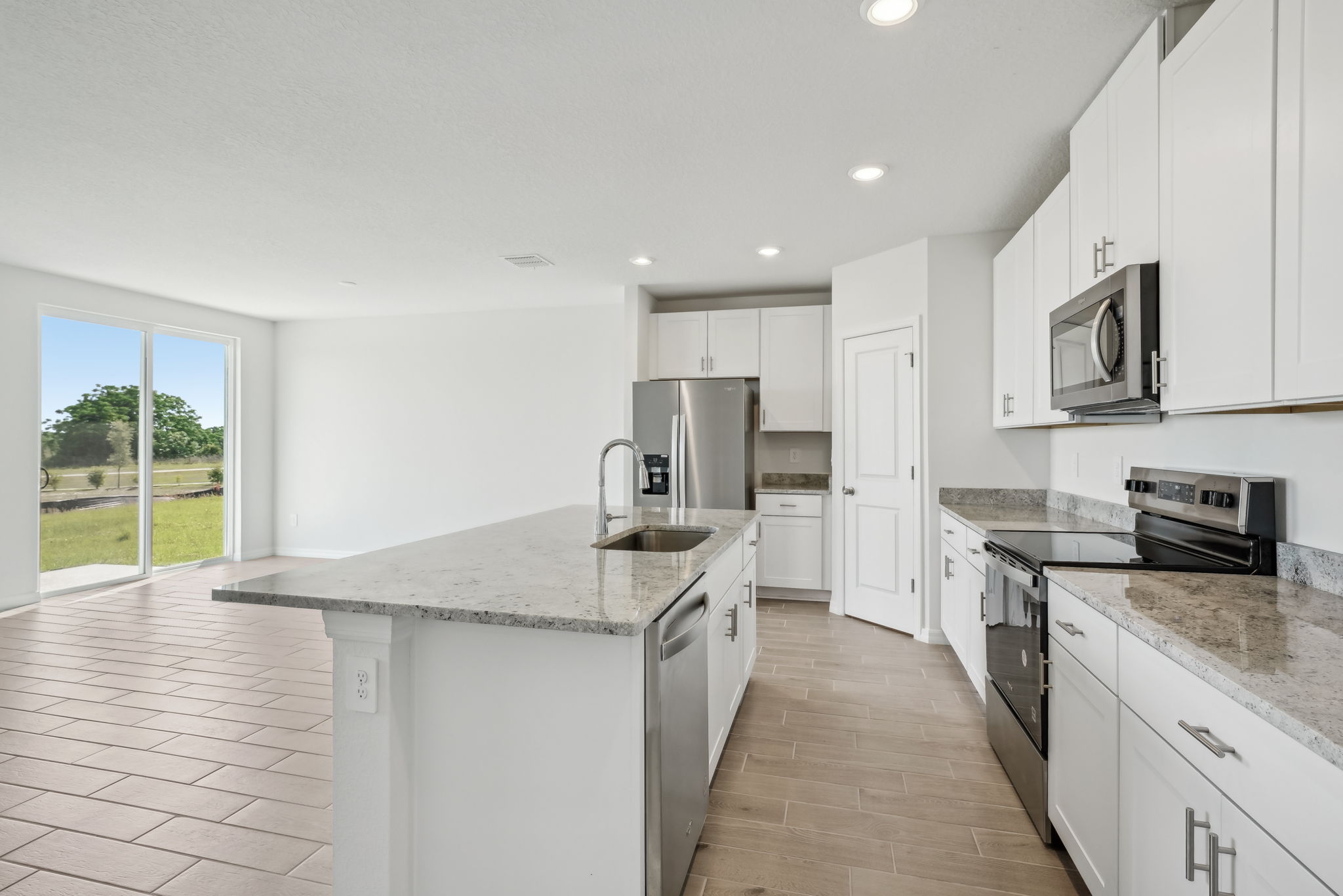 Tampa  - Benton Hills - 31647 Malbec Drive, Brooksville, FL 346020-018