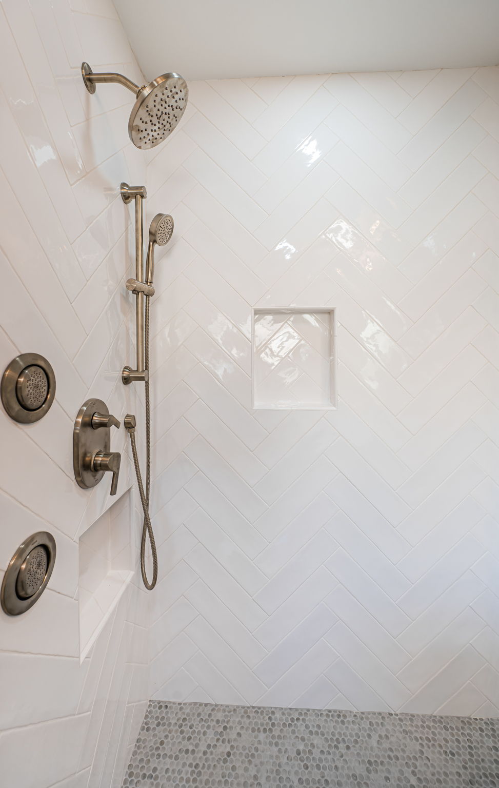 First Floor Guest Bathroom1b